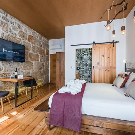 Guestready - Castlerock Pub & Отель