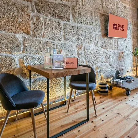 Guestready - Castlerock Pub & *