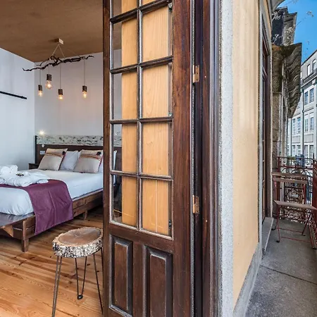 Guestready - Castlerock Rock Hotel Отель *
