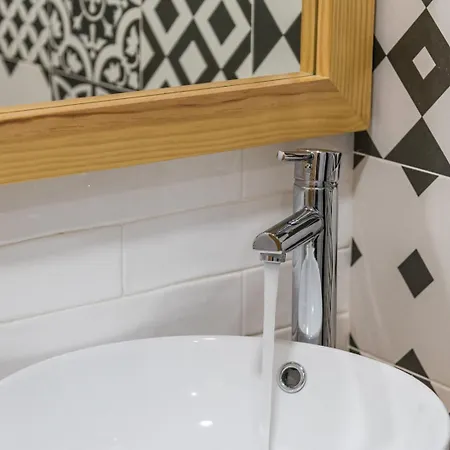 Guestready - Castlerock Pub & Hotel * Porto