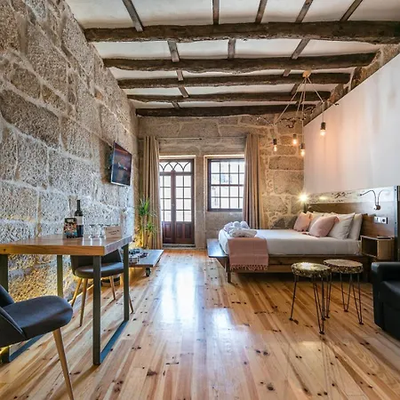 ホテル Guestready - Castlerock Pub & *