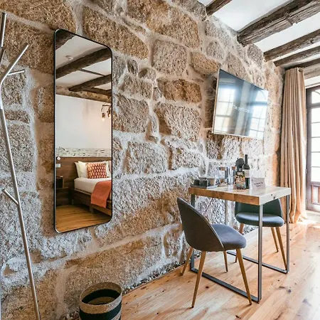 Отель Guestready - Castlerock Rock Hotel *
